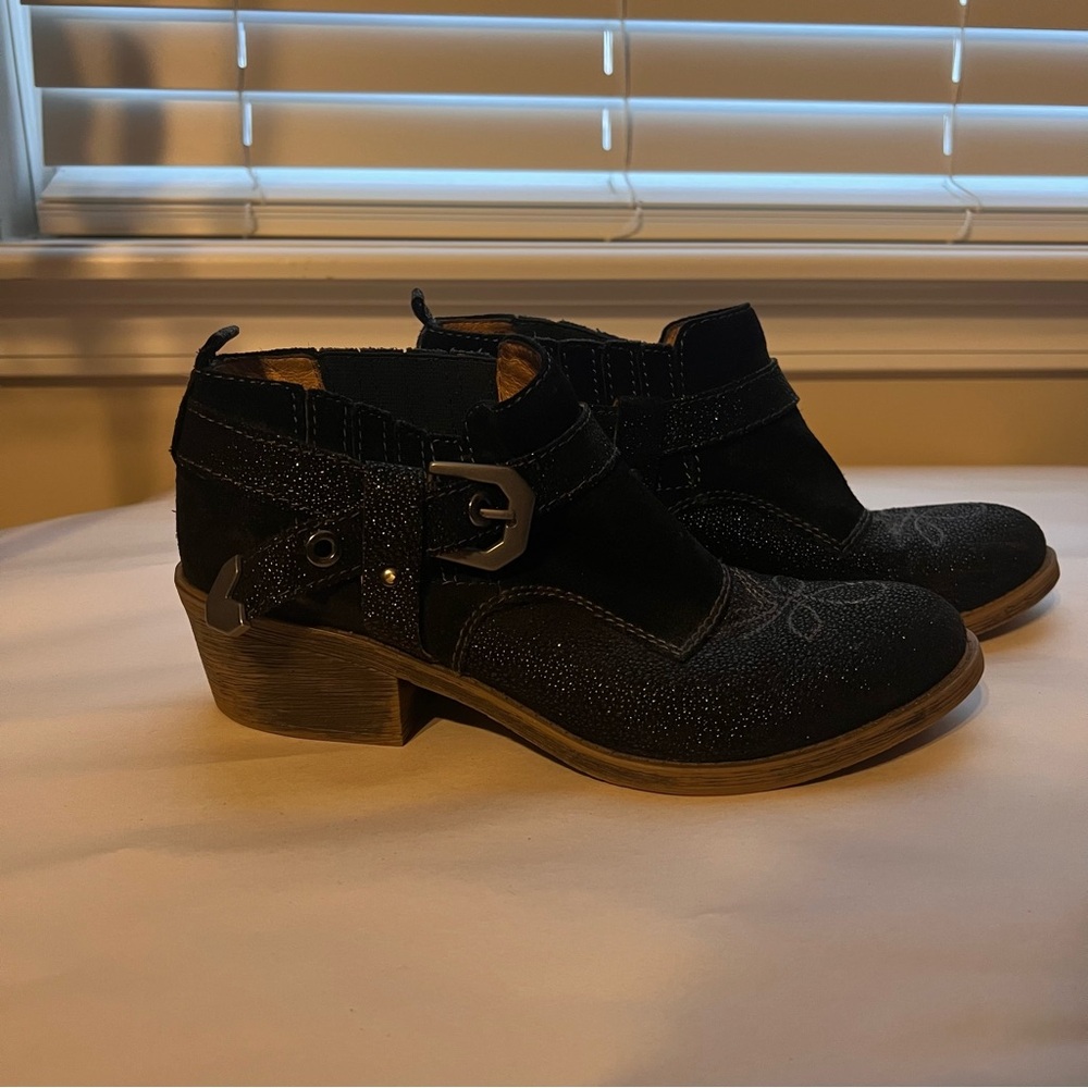 Naya Black Ankle Boots